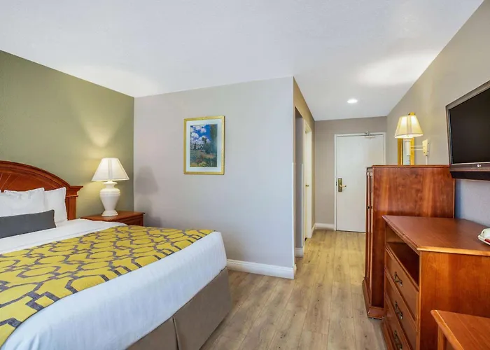 Baymont By Wyndham Tehachapi