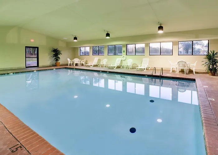 Hawthorn Suites Midwest City