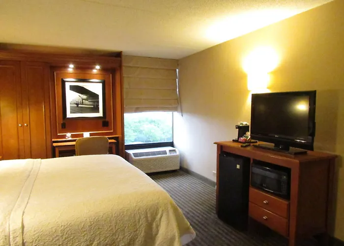 Crestwood Resorts
