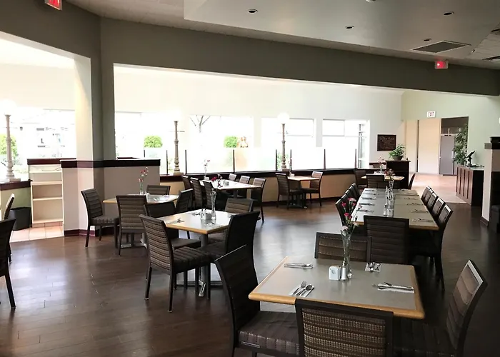 Powell River Town Centre Hotel