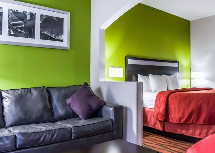 Quality Suites Fort Myers I-75