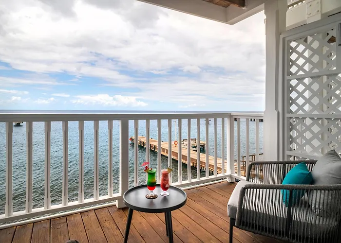 DOMINICA Resorts