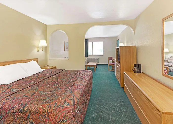 Days Inn By Wyndham Espanola