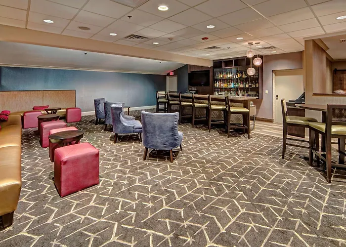 Doubletree By Hilton Decatur Riverfront