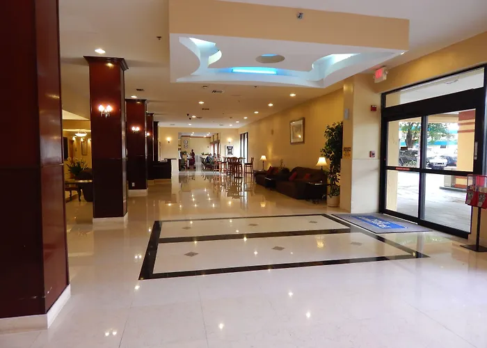 North Miami Beach Resorts