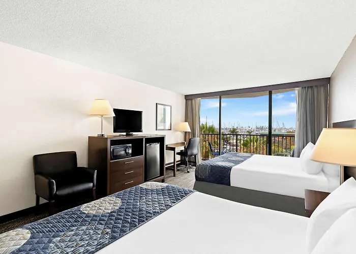 Best Western Yacht Harbor Hotel