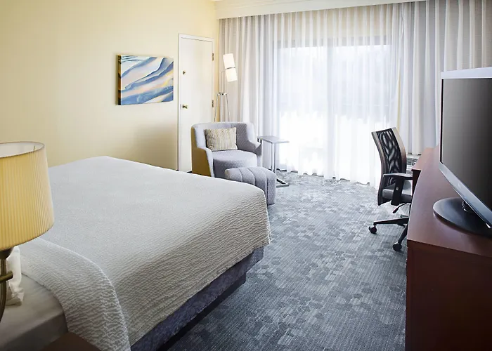 Courtyard By Marriott Memphis Airport
