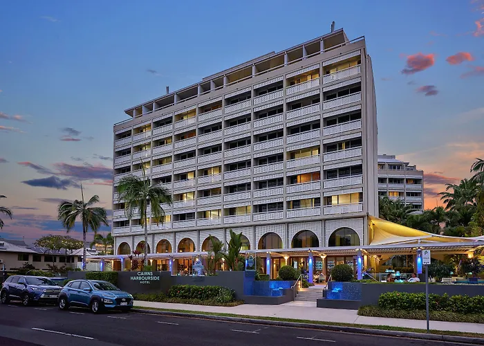Cairns Harbourside Hotel