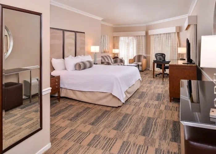Best Western Plus Novato Oaks Inn