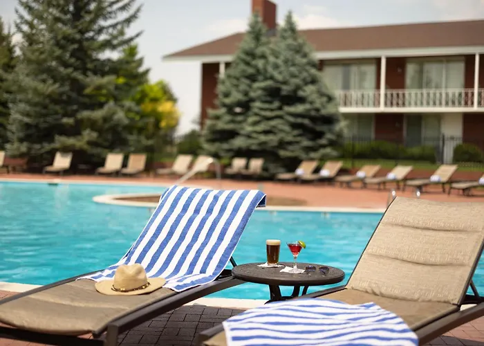 Red Feather Lakes Resorts