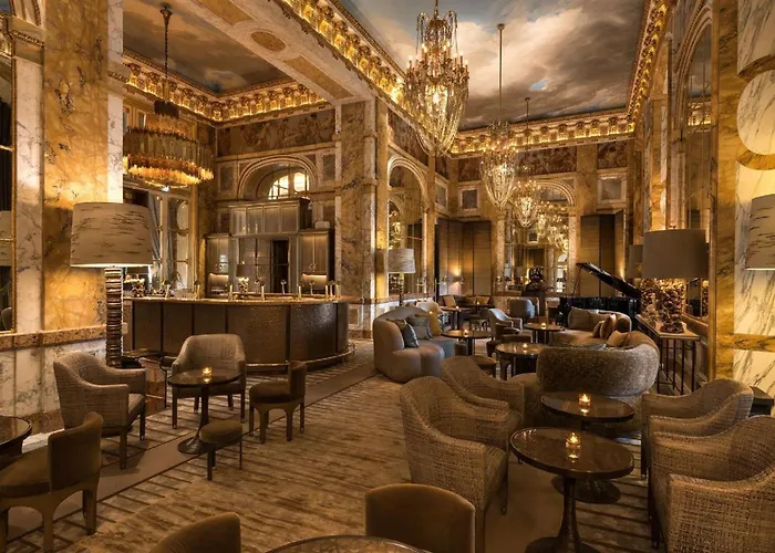 Hotel De Crillon