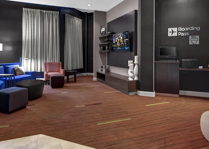 Courtyard By Marriott St. Cloud