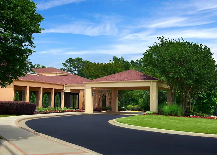 Courtyard By Marriott Birmingham Homewood