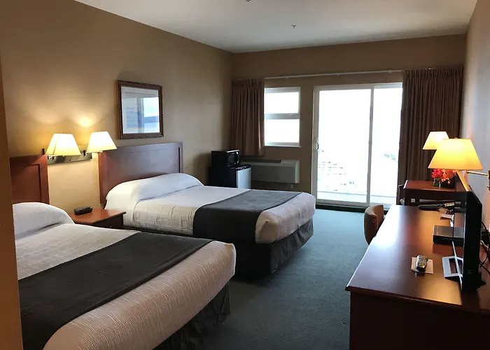 Beach Gardens Resort And Marina