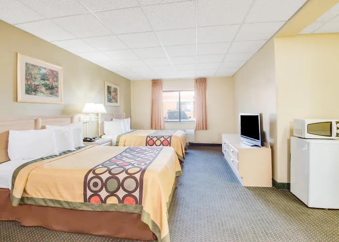 Super 8 By Wyndham Port Clinton