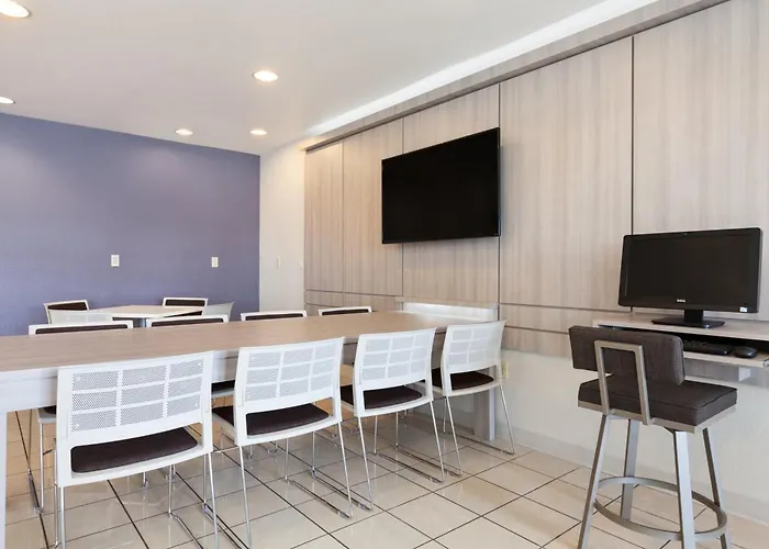 Microtel Inn & Suites Modesto