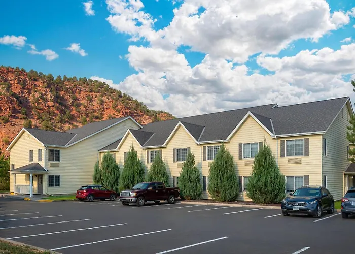 Comfort Inn & Suites Carbondale On The Roaring Fork