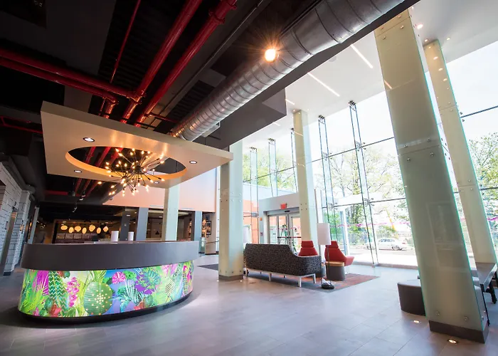 Aloft By Marriott New York Laguardia Airport