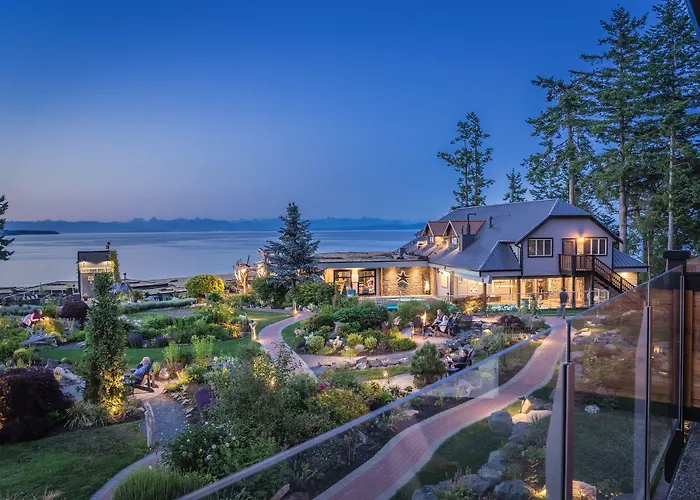 Kingfisher Pacific Resort & Spa