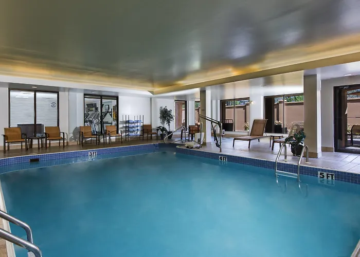 Courtyard By Marriott Dothan