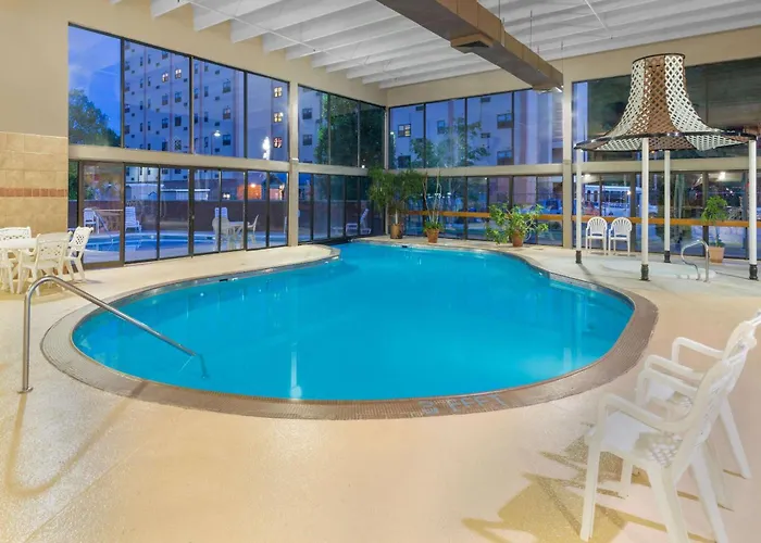 Slade Resorts