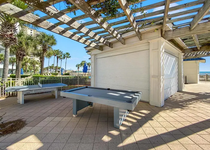 Avalon 1807 -Beachfront Condo-Amazing Views-On-Site Restaurants-Arcade-Spa