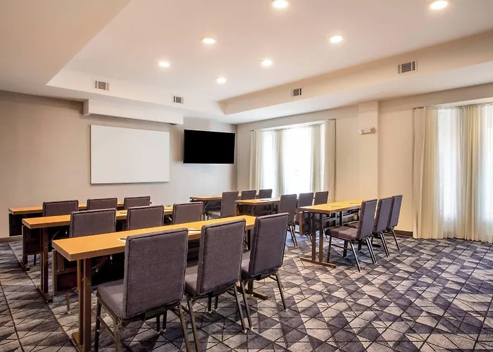 Courtyard By Marriott Orlando Altamonte Springs Maitland