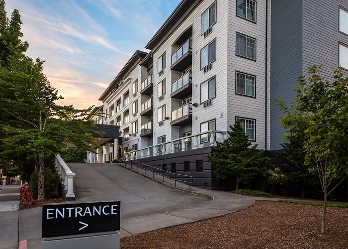 Courtyard By Marriott Portland North