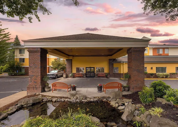 Best Western Plus Northwind Inn & Suites