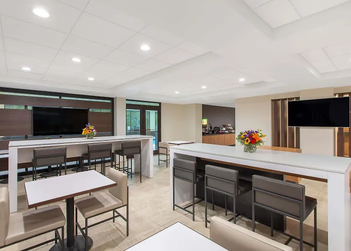 La Quinta Inn & Suites By Wyndham Mooresville