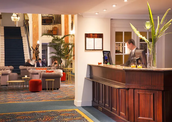 Hotel & Spa Oceania L'Univers Tours