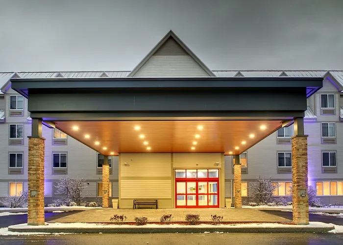 Holiday Inn Express & Suites - Lincoln East - White Mountains By Ihg