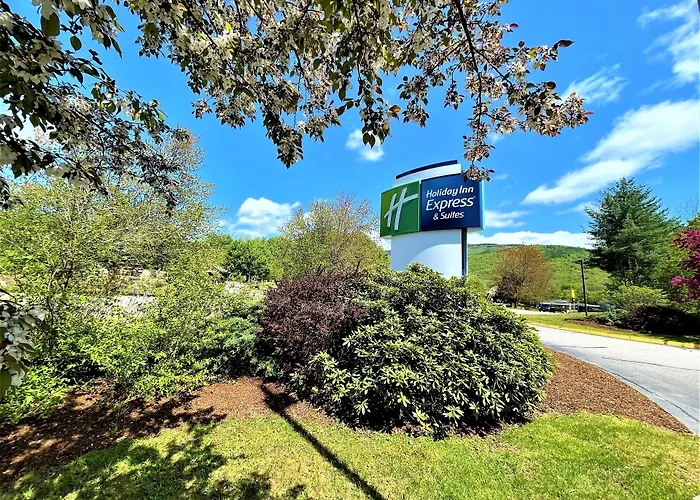 Holiday Inn Express & Suites - Lincoln East - White Mountains By Ihg