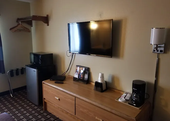 Super 8 By Wyndham Carson City Lake Tahoe