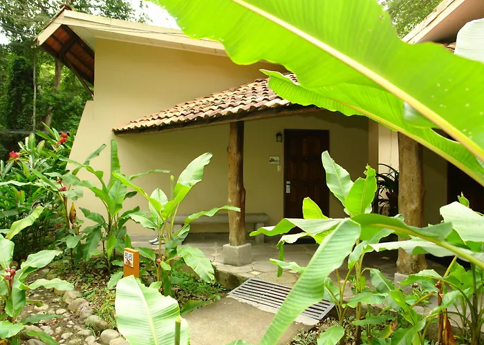 Hotel Punta Leona