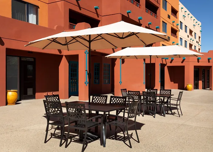 Courtyard Farmington
