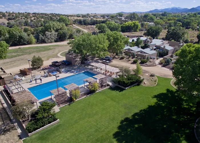 Sunrise Springs Inn And Spa (Adults Only)