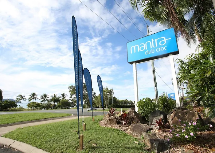 Mantra Club Croc