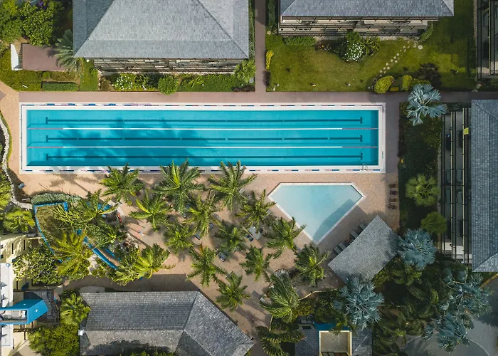 Lionsdive Beach Resort