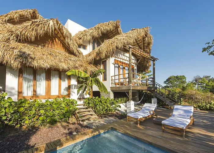 Casa Bonita Tropical Lodge & Spa