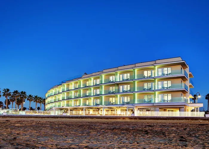 Pier South Resort, Autograph Collection