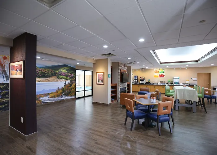 Quality Inn & Suites Boone - University Area