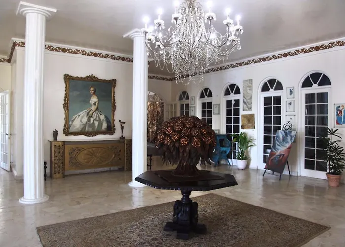 Jamaica Palace Hotel