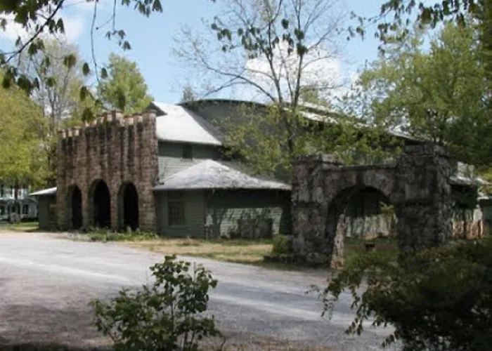 The Smoke House Lodge