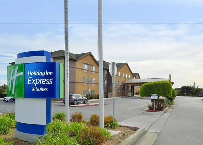 Holiday Inn Express & Suites Watsonville By Ihg