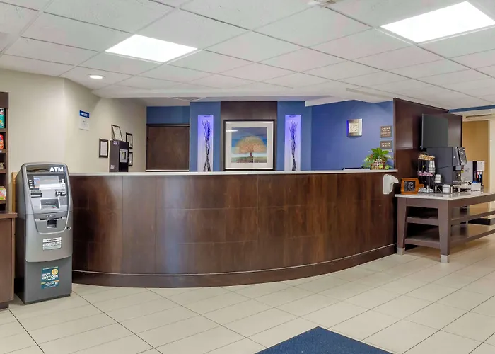 Best Western Plus Berkshire Hills Inn & Suites