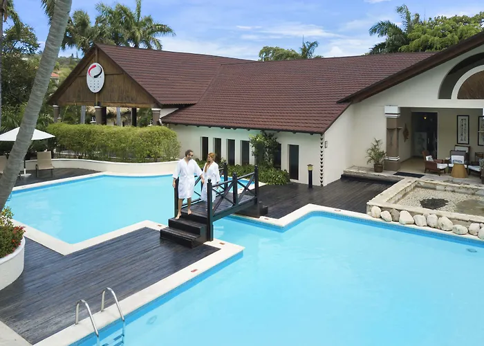 Cofresi Palm Beach & Spa Resort