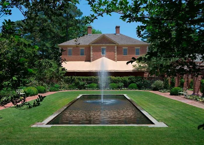Williamsburg Lodge, Autograph Collection