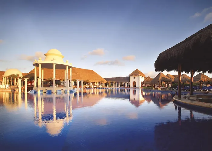 Dreams Sapphire Resort & Spa