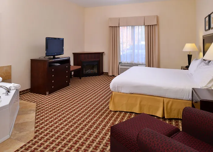 Holiday Inn Express & Suites White Haven - Poconos By Ihg